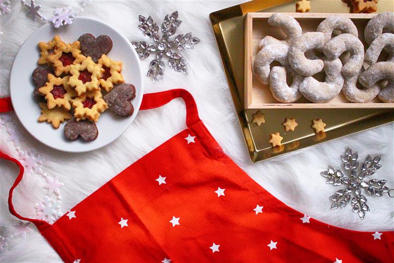 Christmas vanilla crescents and another sweets
